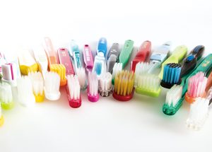 使った歯ブラシは消毒する？しない？Part2【大阪市都島区内の歯医者|アスヒカル歯科】